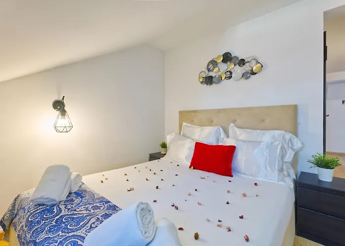 Central Apartment דירה *