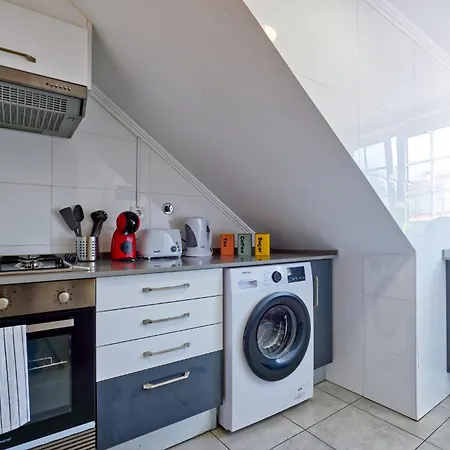 Central Apartment Апартаменты Лиссабон